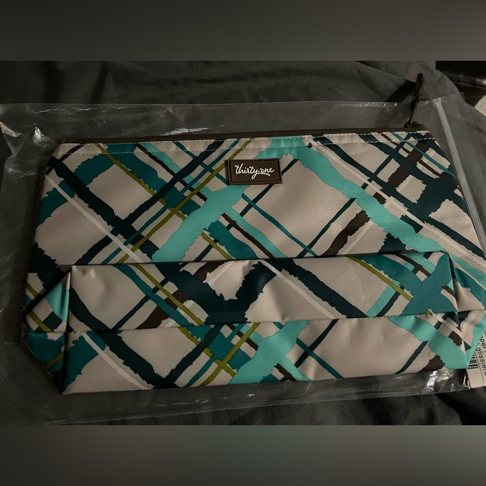 Thirty-One Makeup Bag Travel Bag/ Storage Bag Blue and Gay